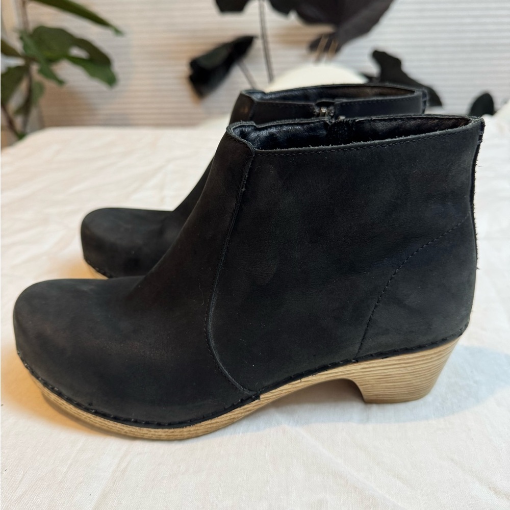 Dansko Maria leather Black Ankle Boots with Tan Sole